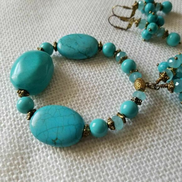 Howlite Bracelet & Dangle Earrings Set Blue Vintage Bead Stone Jewelry 3 Pc Lot - Picture 3 of 9